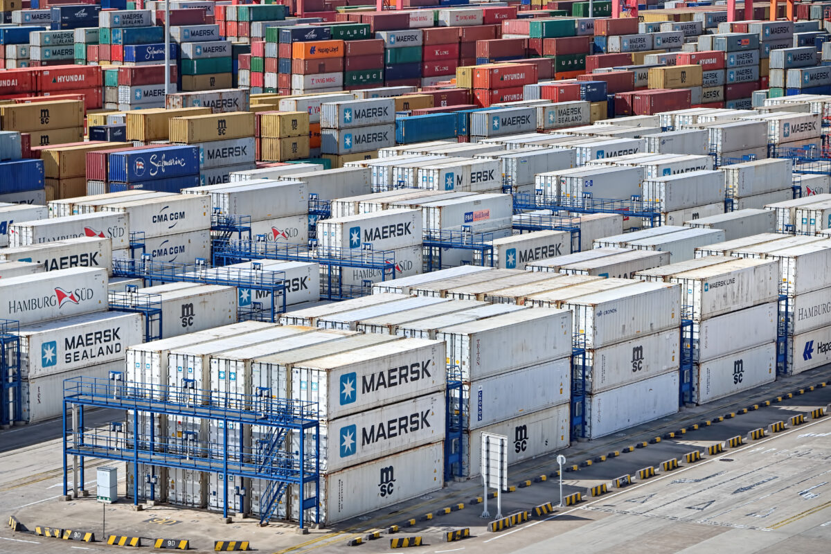 How Shipping Containers are Used to Benefit to the Pharmaceutical Industry
